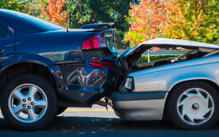 indemnización golpe por detras