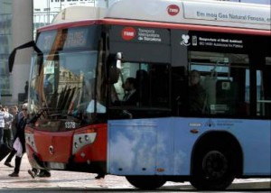 Accidente dentro de un Autobús Urbano de Barcelona Accidente dentro de un Autobús Urbano de Barcelona