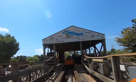 montana rusa tomahawk port aventura